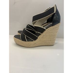 Steve Madden Black & White Wedge Sandal. Size 9.5. Pre Owned. Minor Wear & Tear